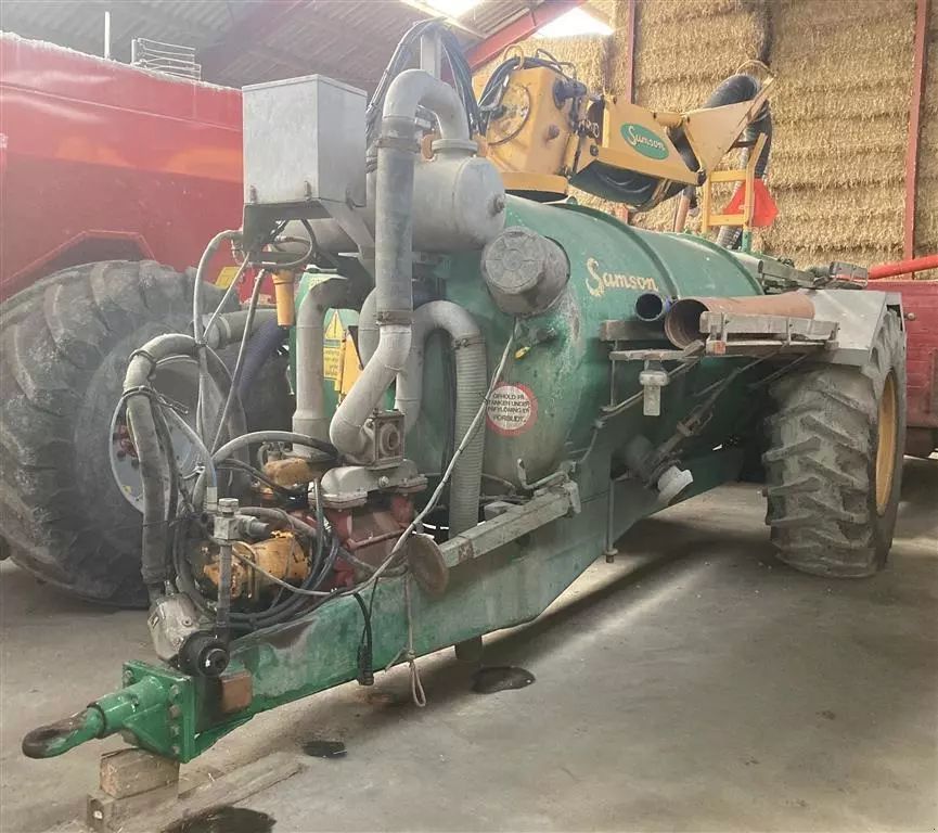 E-FARM: Samson 8000 l. m. kran - Gülleausbringung Sonstige - id SUB8SYJ - 18.112 € - Baujahr: 1994 - Dänemark