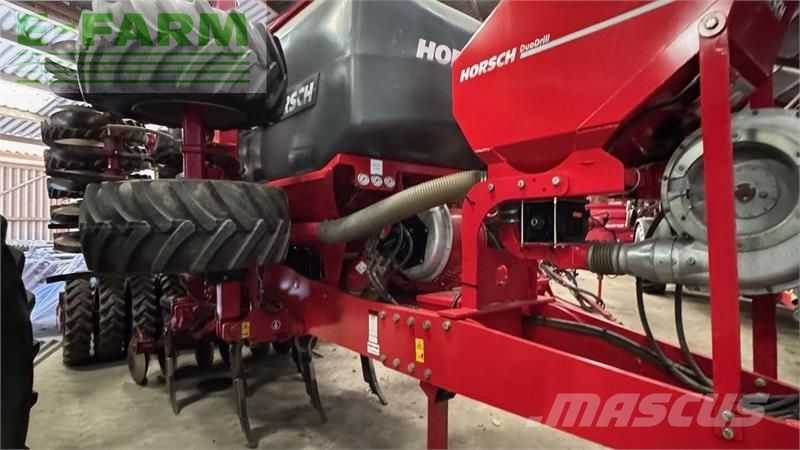 HORSCH Focus 6 TD Siewnik rzędowy/agregat uprawowo-siewny 76 942 €