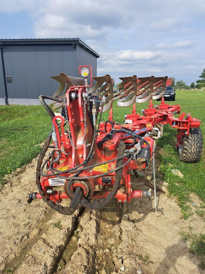 Pöttinger Servo 45 M plus nova Plough €29,000