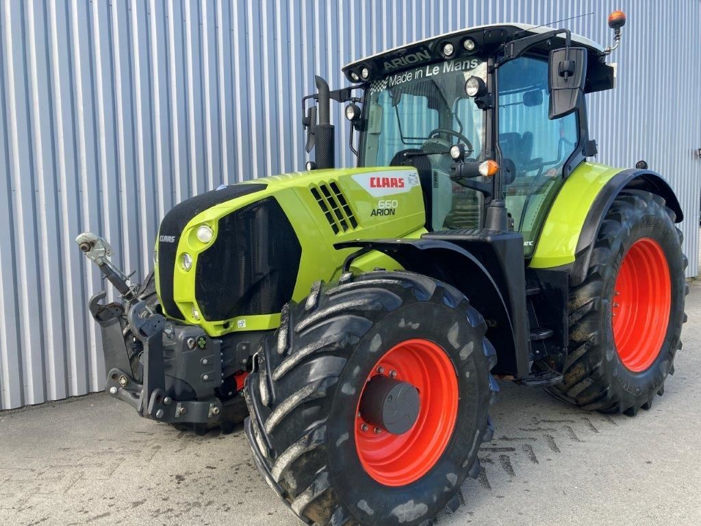 E-FARM: Claas Trion 660 - Tractor - id A8YK1VI - €92,000 - Year of construction: 2021 - Engine hours: 2,700,Engine power (HP): 205,France