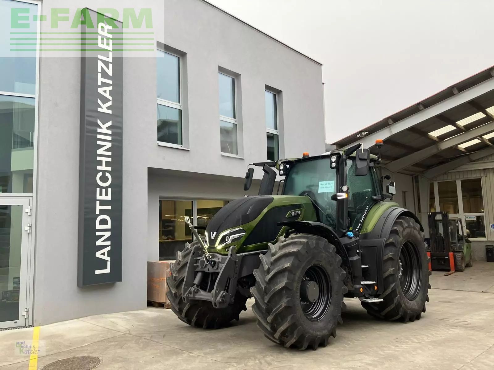 Valtra q305 Traktor 198.900 €