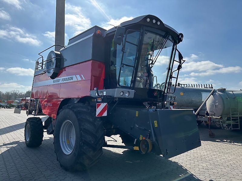 E-FARM: Massey Ferguson Activa 7344 - Mähdrescher - id NVZCTTC - 119.500 € - Baujahr: 2022 - Abgelesene Motorstunden: 25,Motorleistung (PS): 260,Deutschland