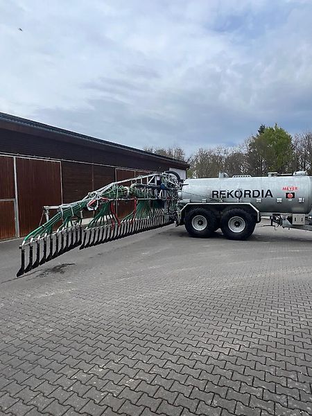 E-FARM: Meyer-Lohne pw 18000 t güllefass - Tonne à lisier - id U6NYWAL - 85 000 € - Année: 2020 - Allemagne