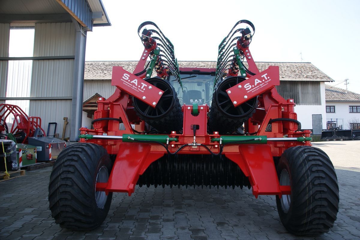 E-FARM: AGRO-MASZ cambridgewalze hestile 6,3m - Presses and roller - id PYLWEPV - €15,750 - Austria