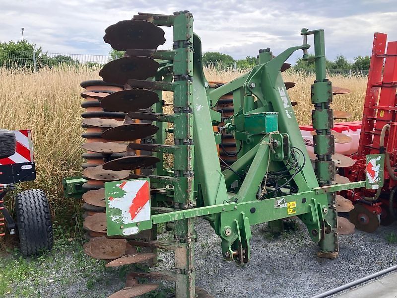 E-FARM: Amazone catros 4001-2 - Rastra de discos y disco compacto - id 6JIGMGW - 11.400 € - Año: 2015 - Alemania