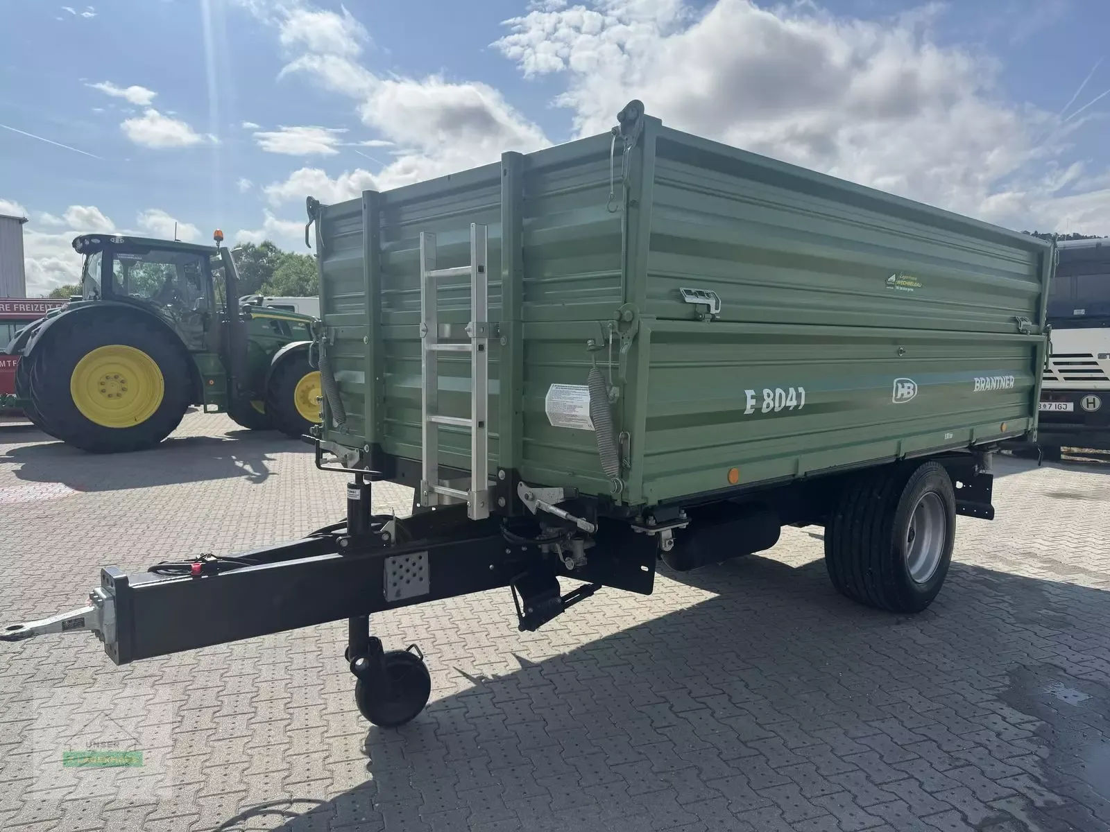 E-FARM: BRANTNER e 8041 - Kipper - id XBN4IIG - 10.168 € - Baujahr: 2016 - Österreich