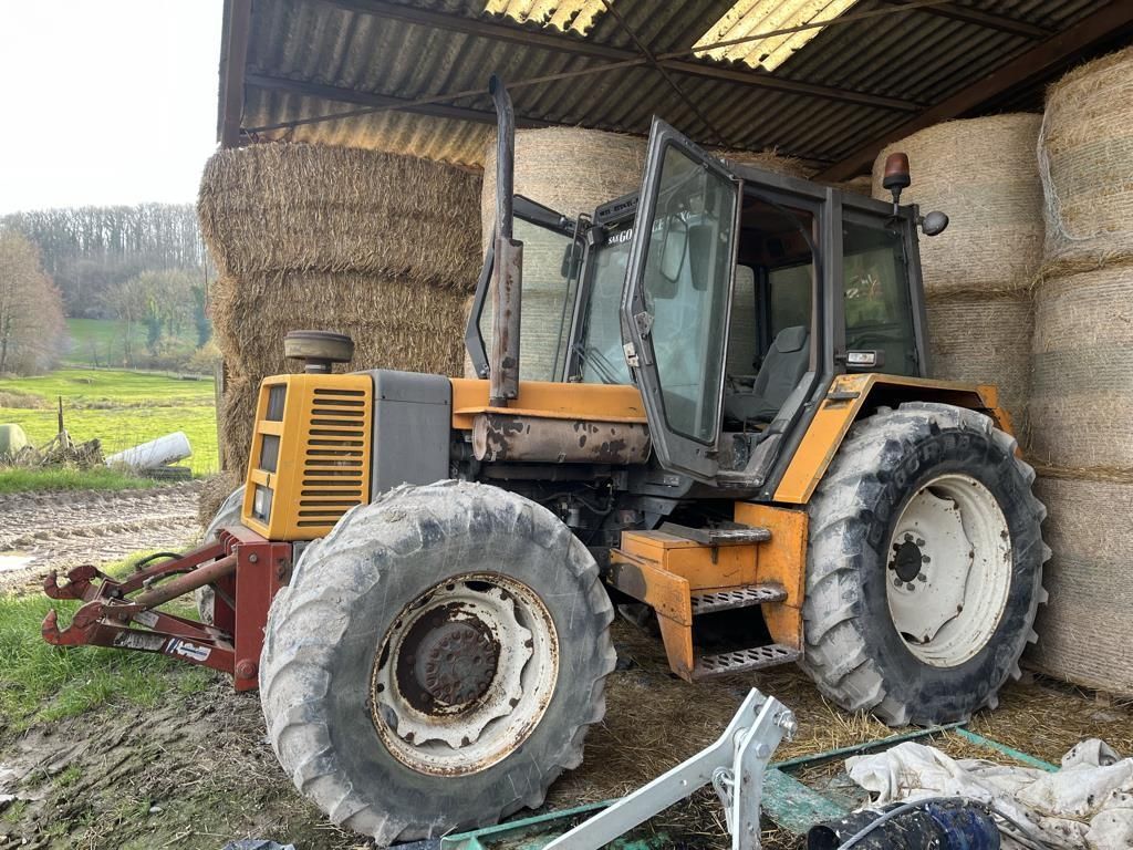 Renault 110-14 Traktor