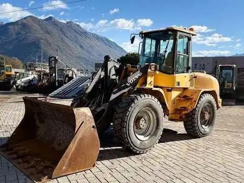 VOLVO l45b Pala gommata 35.000 €