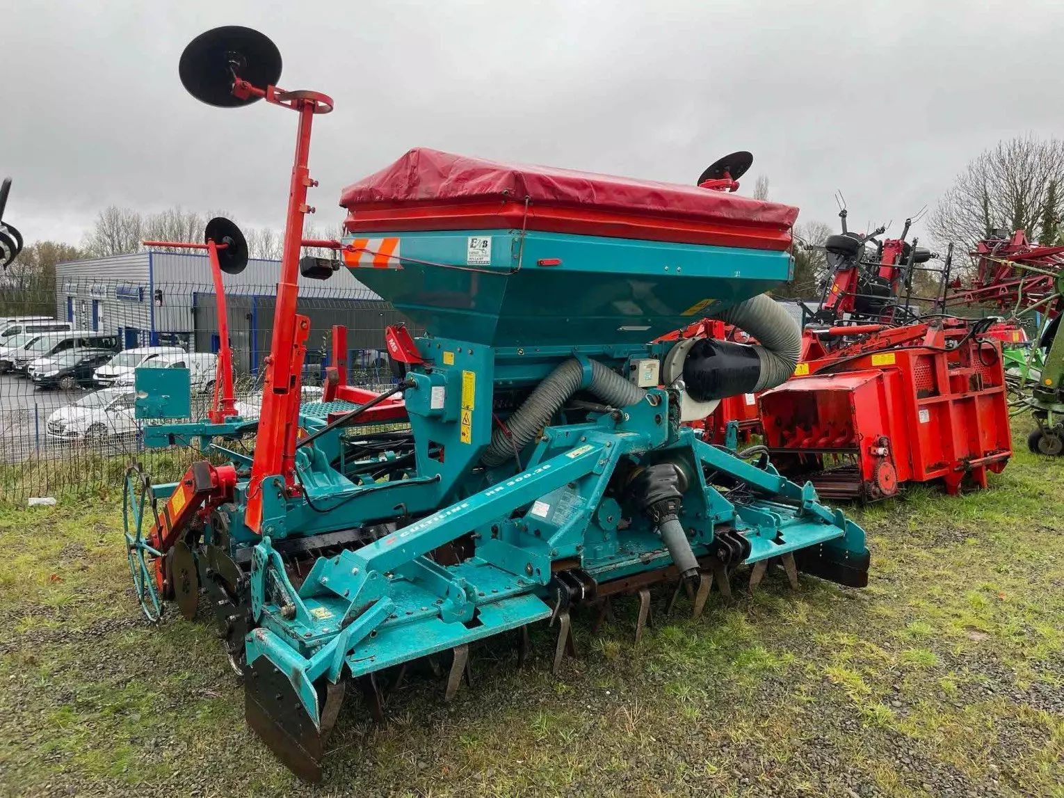E-FARM: sulky combiné de semis optiline pro sulky - Semoir - id NCTSFIN - 22 900 € - Année: 2008 - France