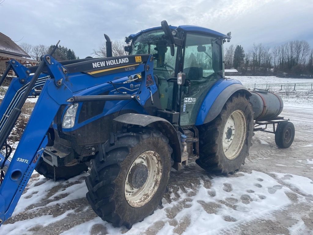 New Holland T5.100 DC Tractor €56,000