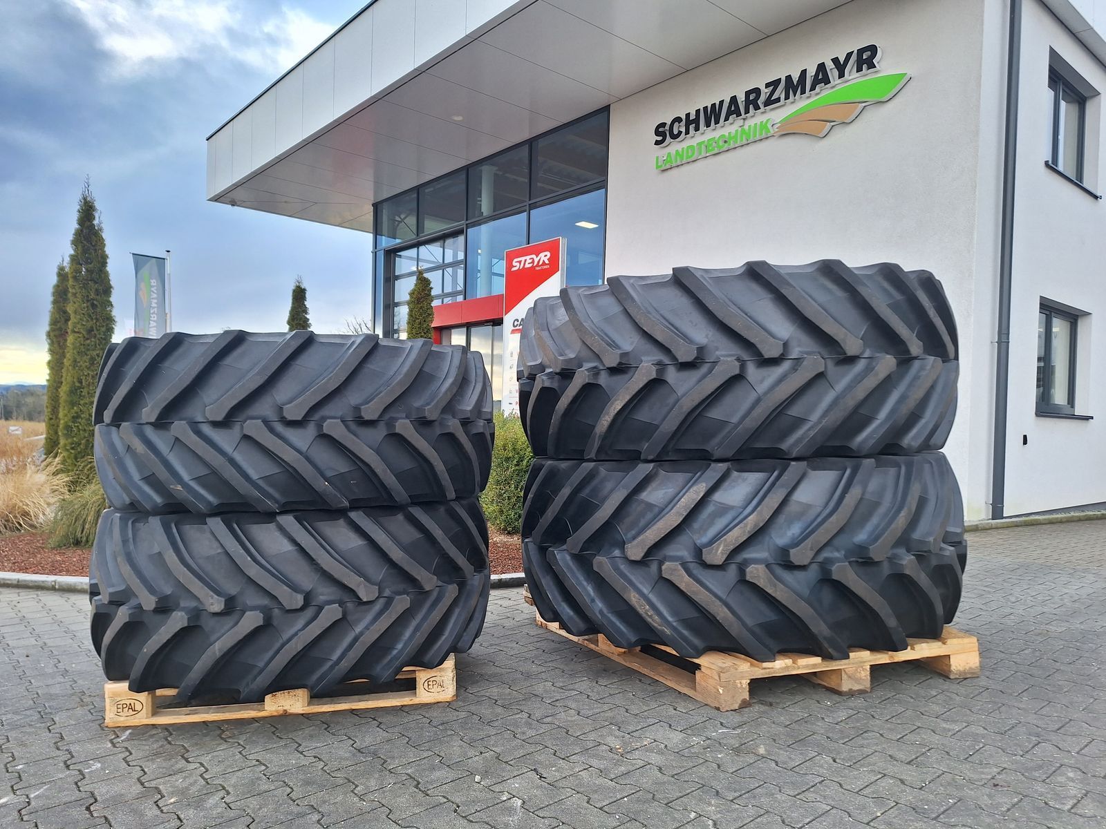 E-FARM: TRELLEBORG 710/60r42+600/60r30 - Kerék és járószerkezet - id FC2W5S1 - Ausztria