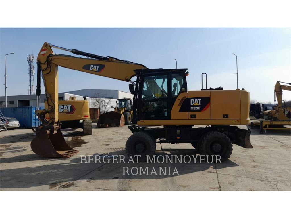 Caterpillar m320f Excavadora de ruedas 109.000 €