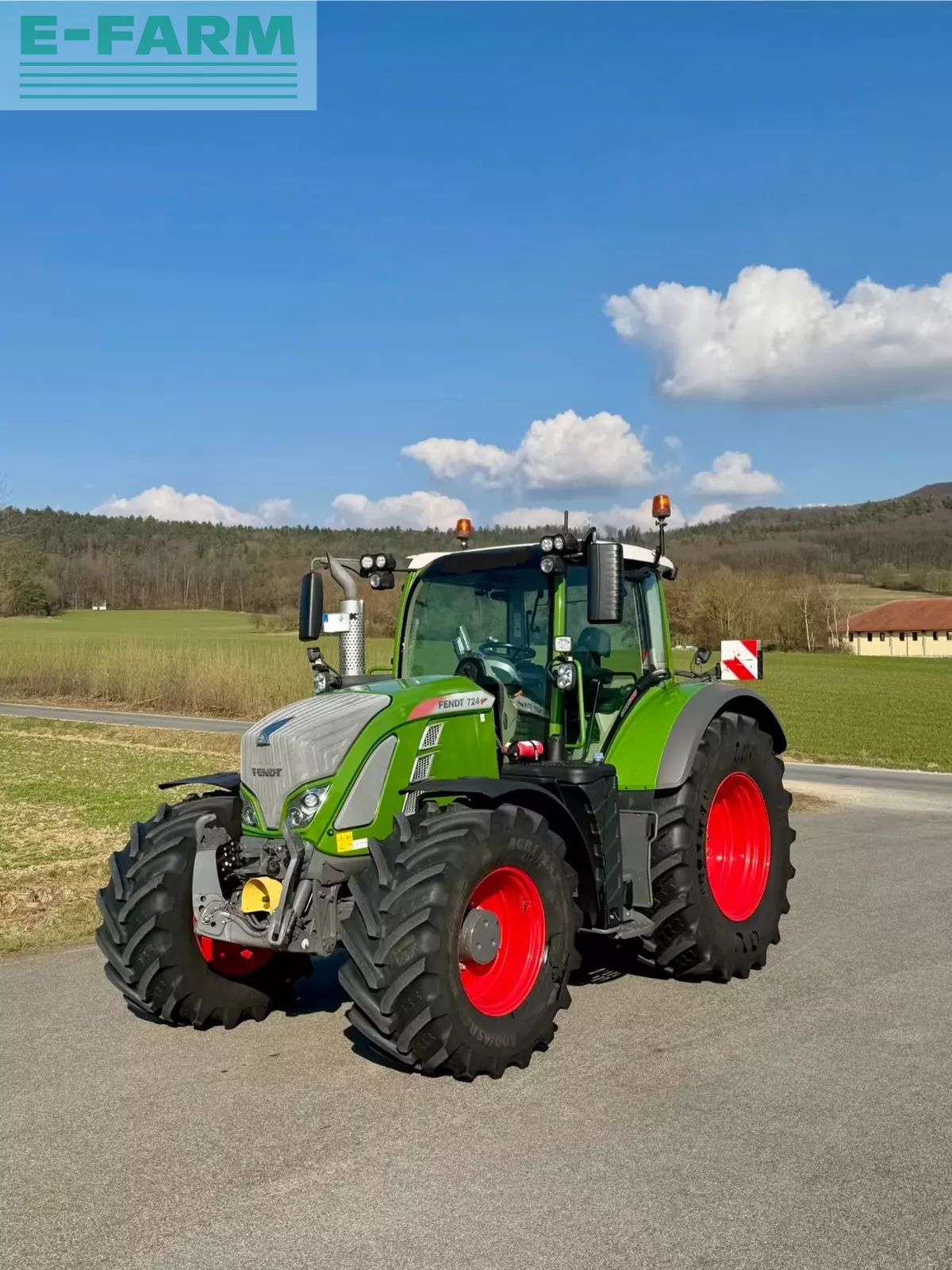 Fendt 724 Vario Profi Plus Traktor 141 000 €