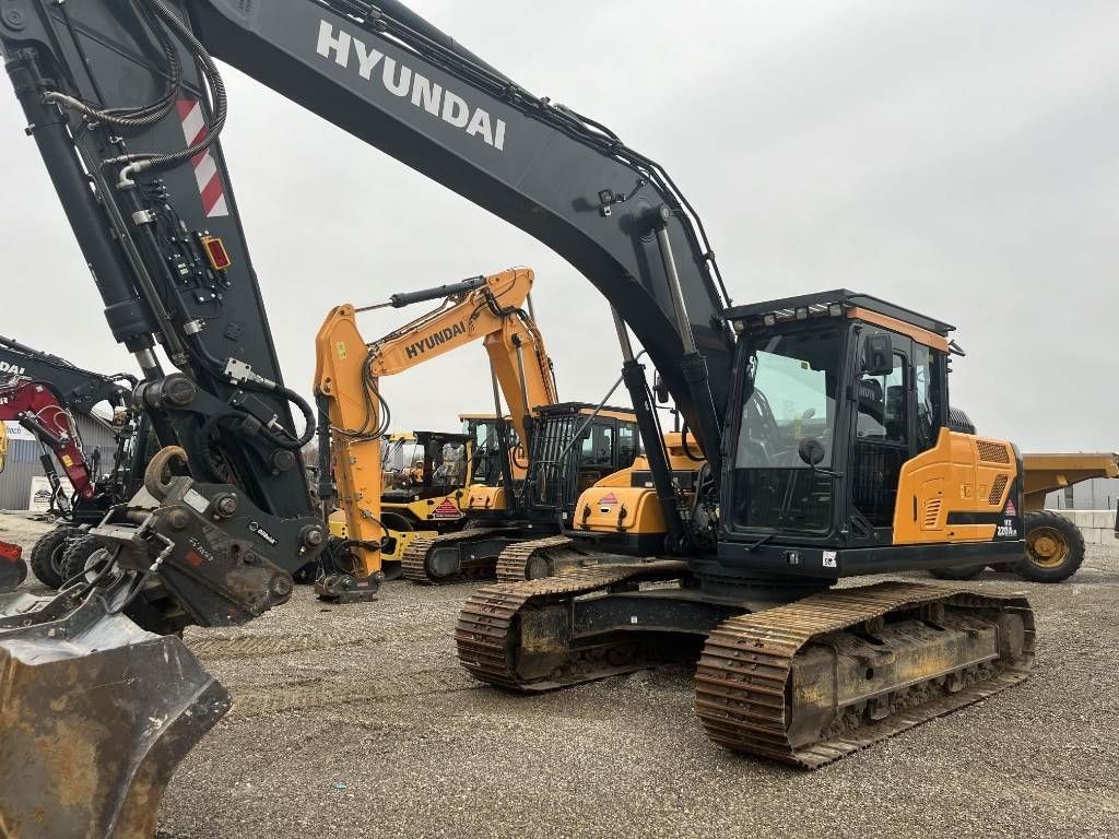 HYUNDAI hx 220 Pelleteuse sur chenilles 105 000 €