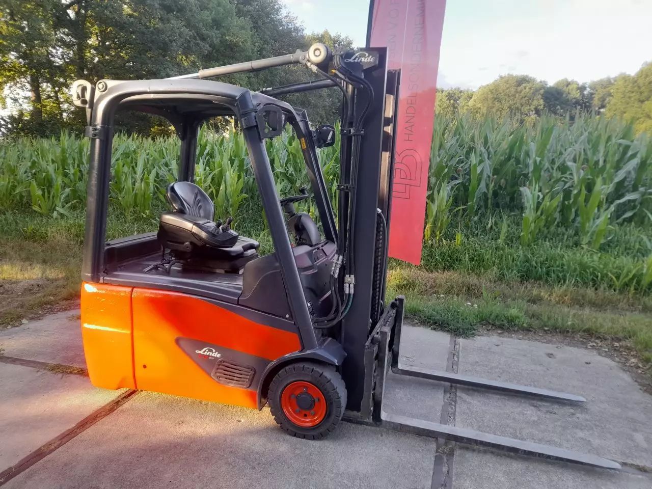 Linde e16-02 Вилочный погрузчик 5 950 €