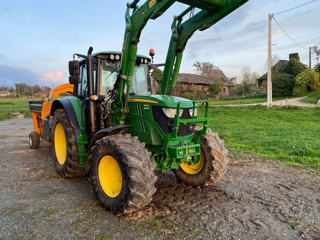 E-FARM: John Deere 6110 M - Tracteur - id KZDWV6R - 72 000 € - Année: 2018 - Lecture du nombre d'heure: 3 700,Puissance du moteur (chevaux): 110,France