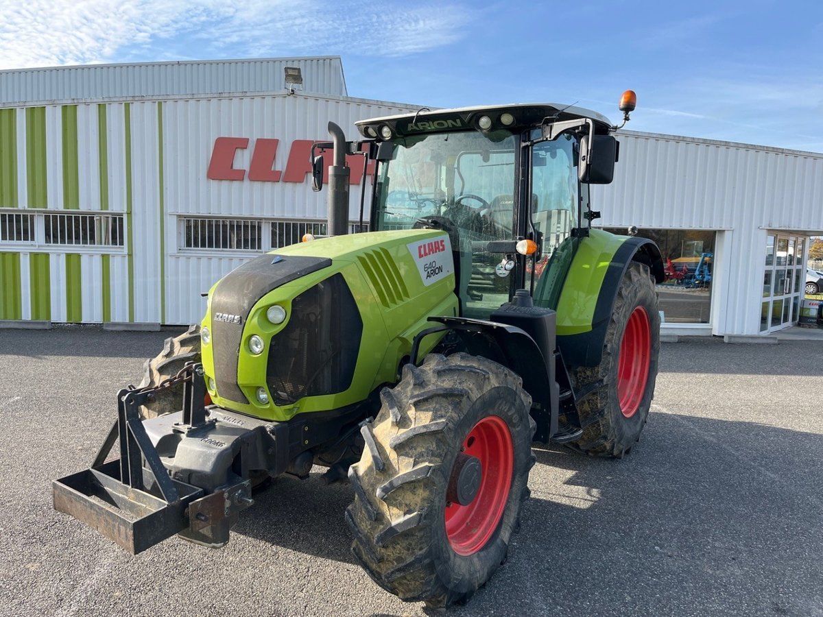 E-FARM: Claas Arion 640 CIS - Traktor - id MW3DSG2 - 66 000 € - Rok produkcji: 2013 - Motogodziny: 3572,Moc silnika: 177,Francja