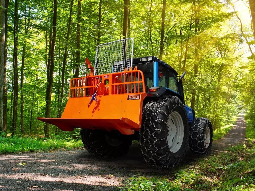 E-FARM: Tiger getriebe dreipunkt seilwinde 16 t - Inna maszyna leśna - id NSNDFWT - 26 847 € - Niemcy
