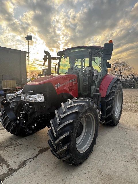 Case IH Luxxum 120 Traktor