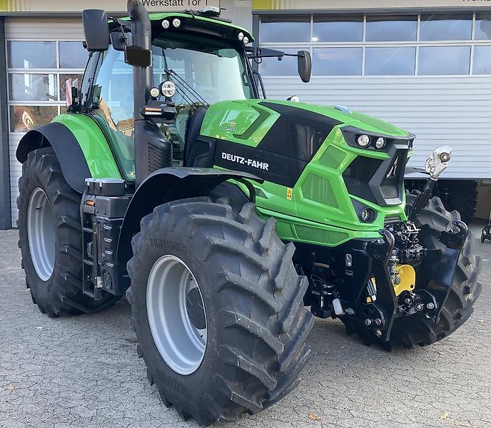 Deutz-Fahr AgroTron 6230 TTV Tractor 138.880 EUR