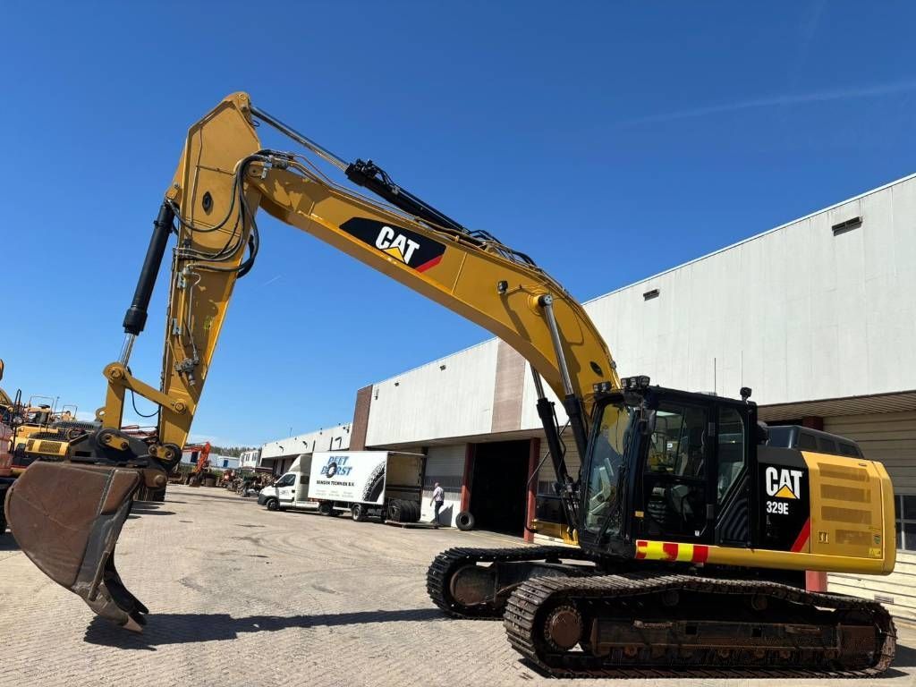 Caterpillar 329 el Pelleteuse sur chenilles 67 800 €