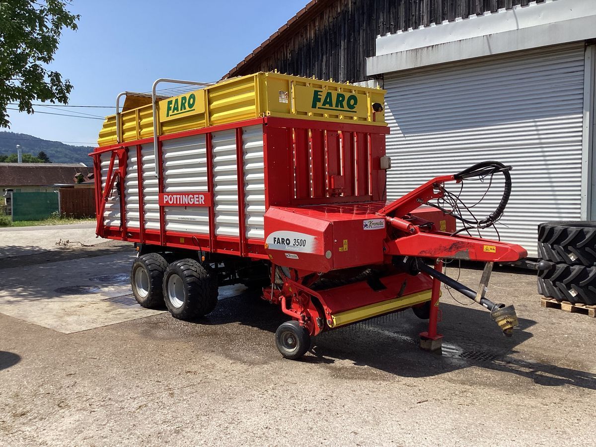 E-FARM: pöttinger faro 3500 - Wózek paszowy - id 99ICVM8 - 34 071 € - Rok produkcji: 2006 - Austria