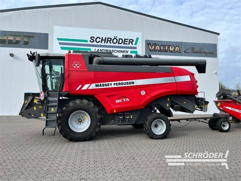 Massey Ferguson Beta 7370 Combine harvester €79,885