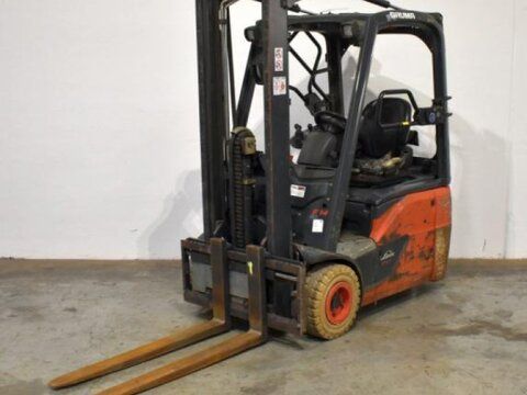 E-FARM: Linde e 14 evo 386-02 - Chariot élévateur - id GDQDC57 - 7 850 € - Année: 2016 - Lecture du nombre d'heure: 8 701,Allemagne