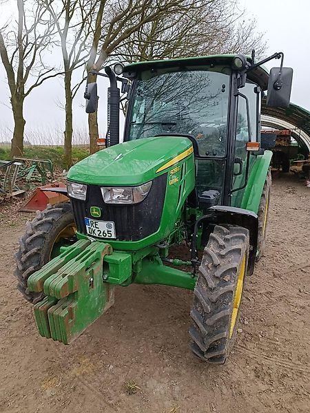 John Deere 5058 E Traktor 30.000 €