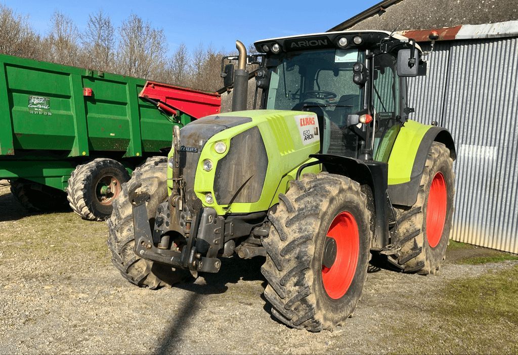 Claas Arion 620 Traktor
