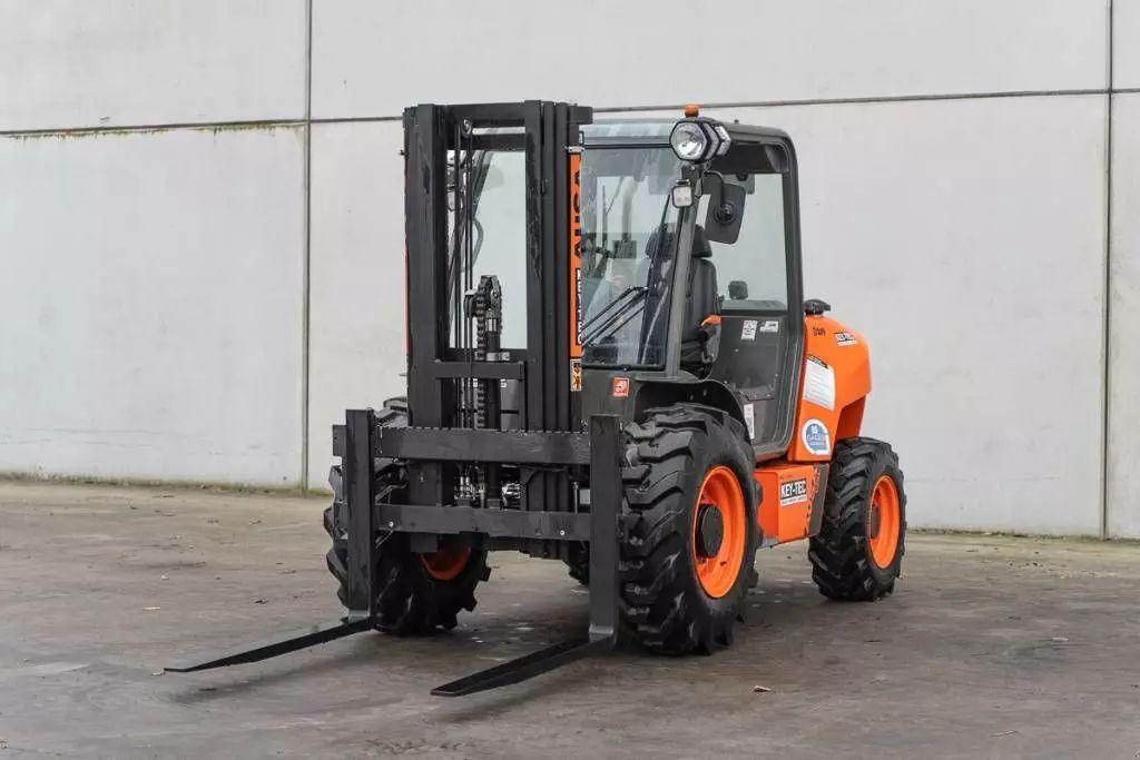 AUSA c 251 h x4 Carretilla elevadora 48.500 €