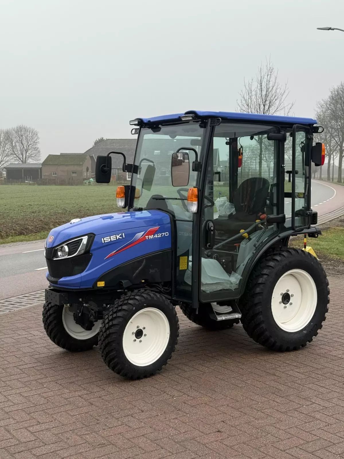 Iseki tm4270 Traktor 26.800 €