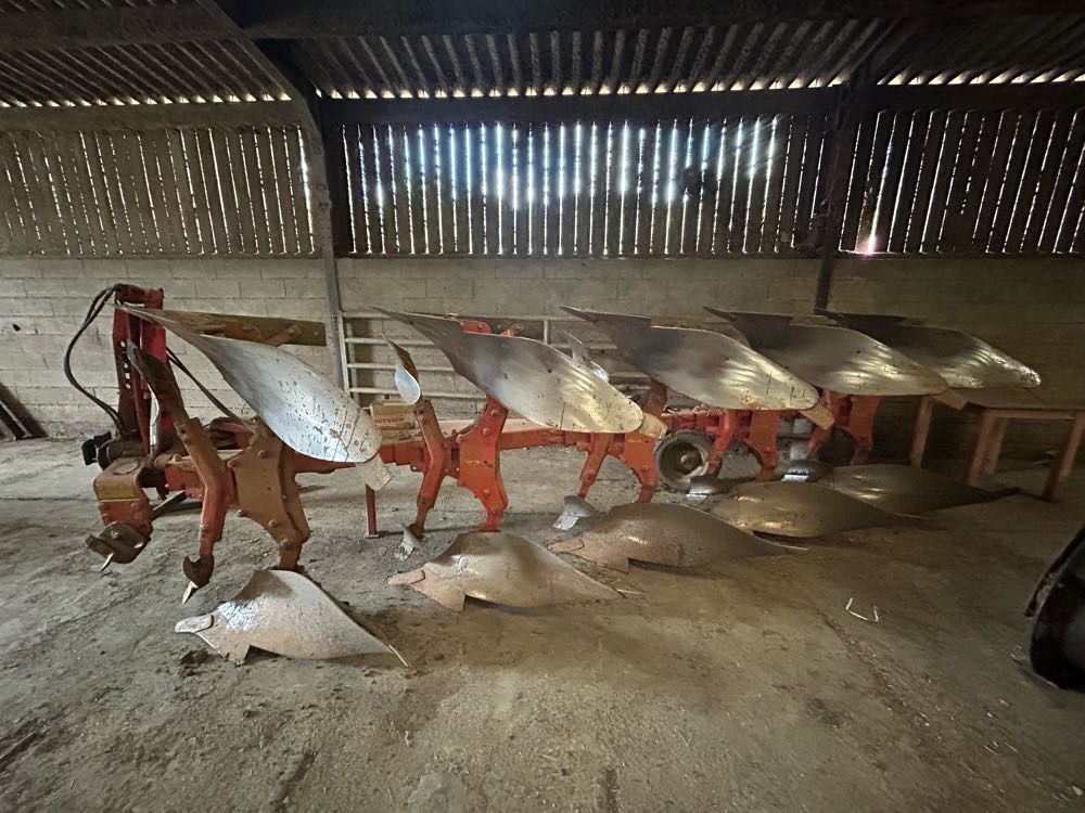 Kuhn multimaster 121 Arado 6000 €
