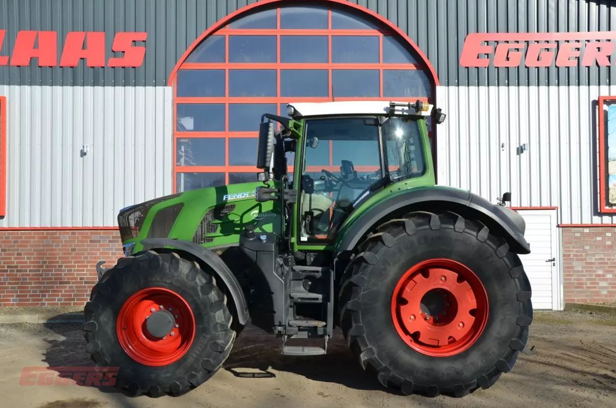 E-FARM: Fendt 826 Vario PowerPlus - Traktor - id WRN4T24 - 106.900 € - Baujahr: 2017 - Abgelesene Motorstunden: 3.604,Deutschland