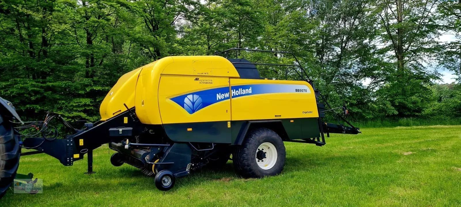 E-FARM: New Holland BB 9070 R - Presse à balles - id KQURGTP - Allemagne