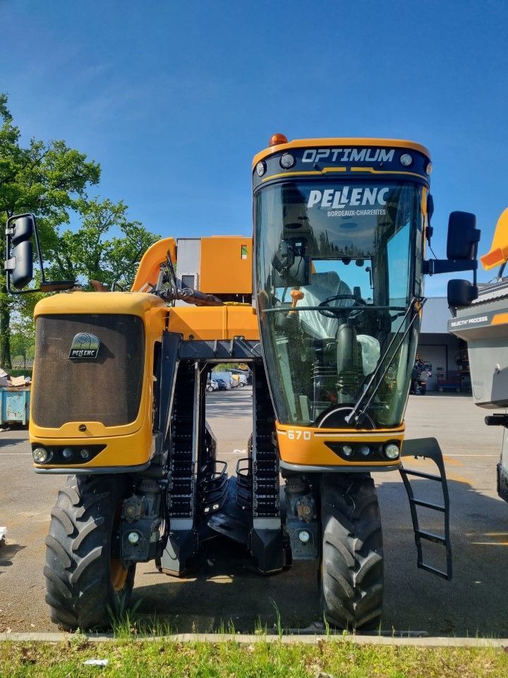 Pellenc optimum 670 selectiv' process 2 Cosechadora de uvas 98.000 €