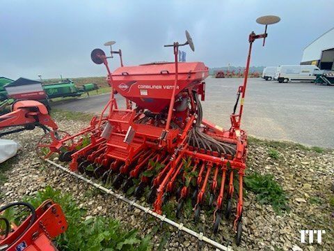 E-FARM: Kuhn VENTA LC402 - Диско-высевная комбинация - id QG4TEXI - 19 900 € - Год выпуска: 2008 - Мощьность двигателя: 250,Франция