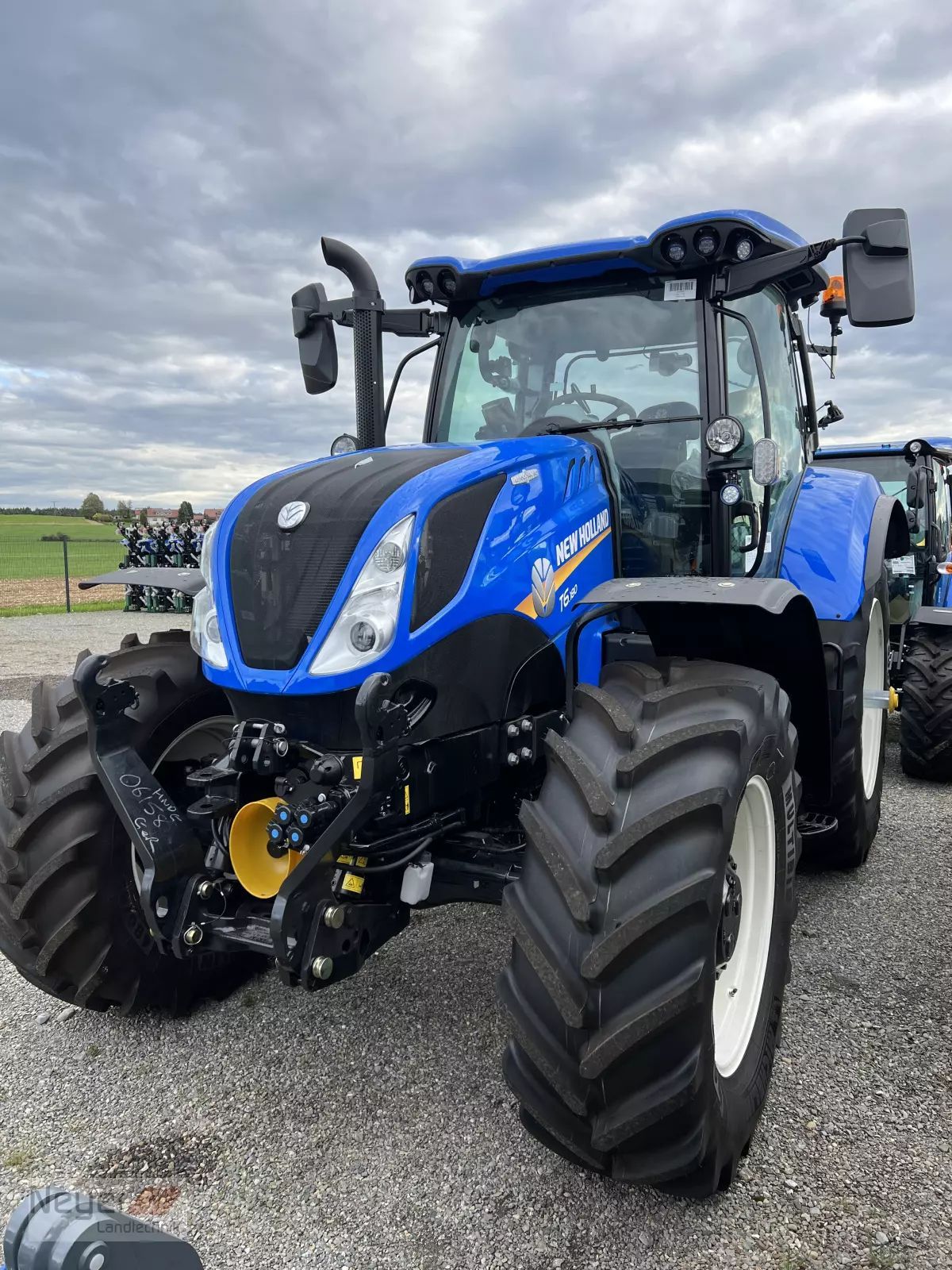 E-FARM: New Holland T6.180 - Tractor - id TKQRQAZ - 122.130 € - Año: 2024 - Potencia del motor: 180,Alemania