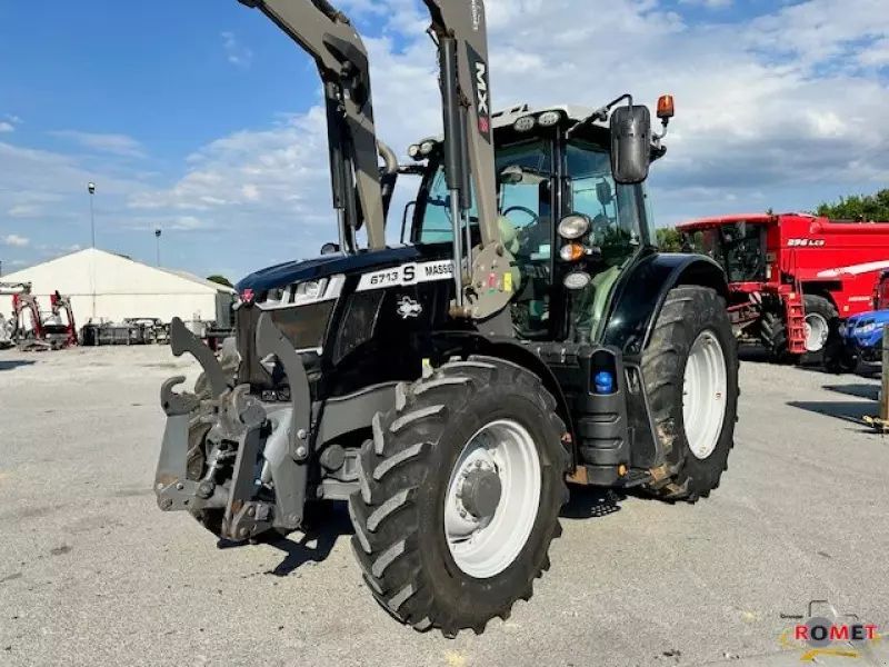 E-FARM: Massey Ferguson 6713 - Tractor - id TJAHGJU - €82,000 - Year of construction: 2020 - Engine hours: 2,740,Engine power (HP): 130,France
