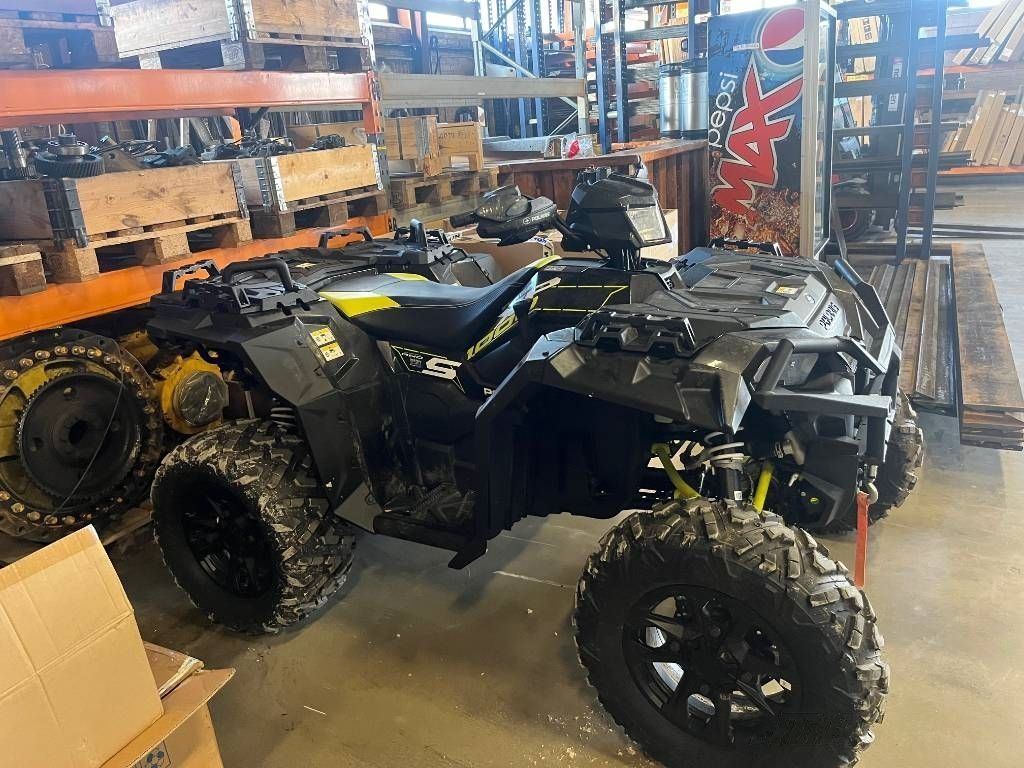Polaris Sportsman XP 1000 S Motor vehicle €16,700