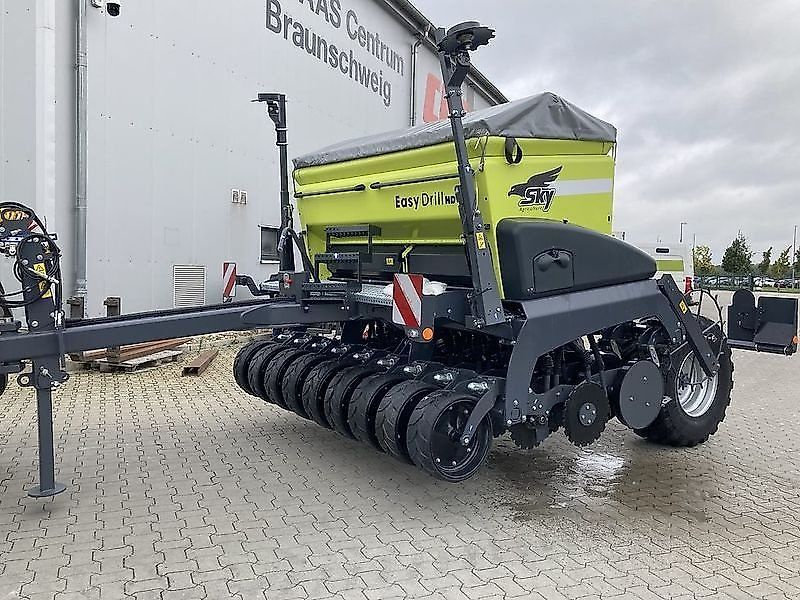E-FARM: Sky easydrill 3020 - Semoir - id EUIBSBQ - Année: 2023 - Allemagne