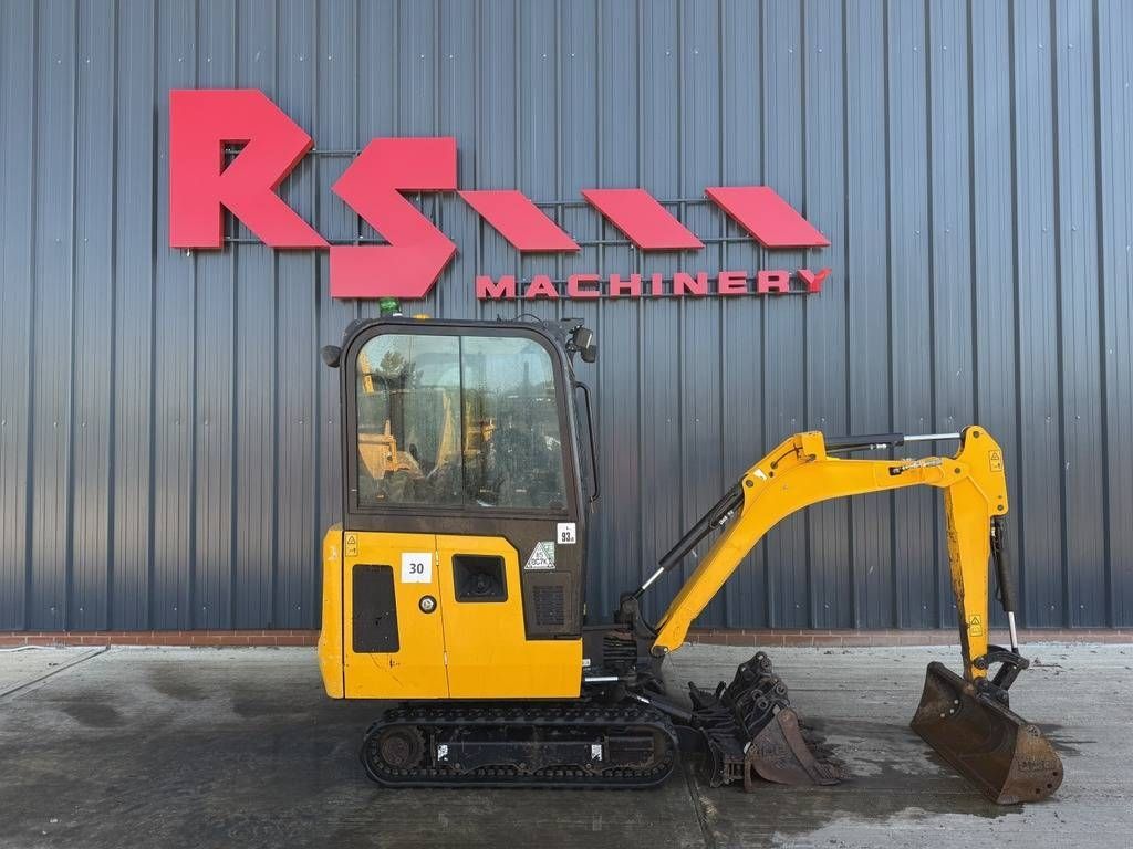JCB 16 c-1 t3 1.7t mini excavator with 3 buckets Mini excavator €14,868