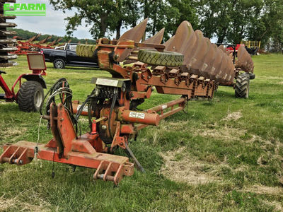 E-FARM: GREGOIRE BESSON spel-b9 12 furrow semi mounted on-land/in-furrow plough - Plough - id VLQKZWJ - €11,260 - Year of construction: 1999 - United Kingdom