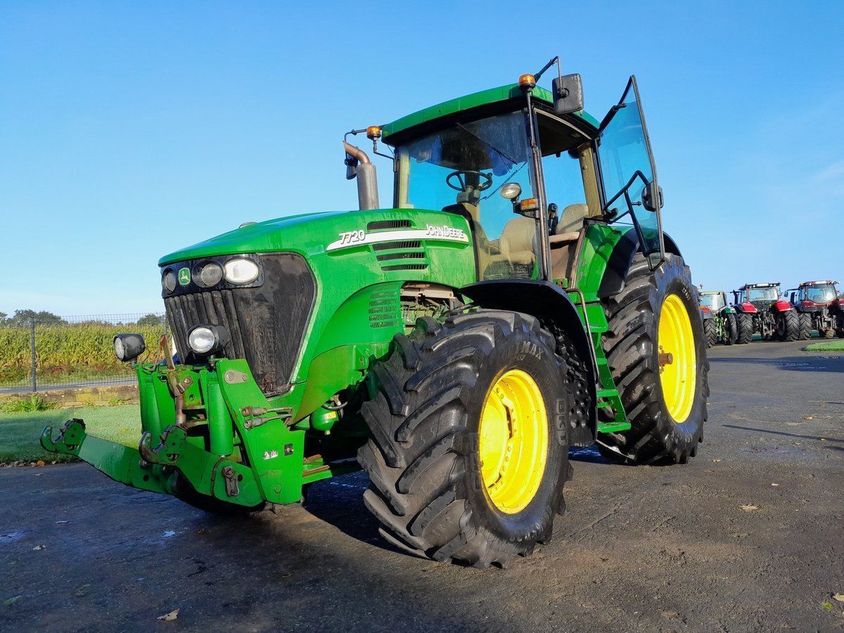 E-FARM: John Deere 7720 - Traktor - id UDIIAHE - 44.900 € - Produktionsår: 2007 - Motortimer: 7.000,Motoreffekt (HP): 175,Frankrig