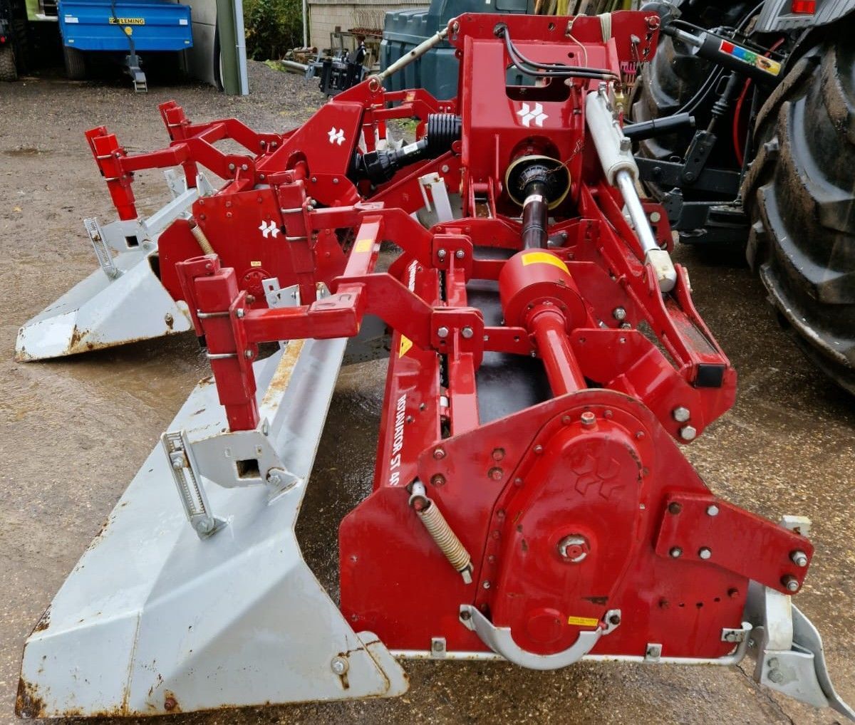 E-FARM: HOWARD rotavator st400 bedtiller, year 2011 - Rastra eléctrica - id 9AYJX2Y - 17.705 € - Año: 2011 - Reino Unido