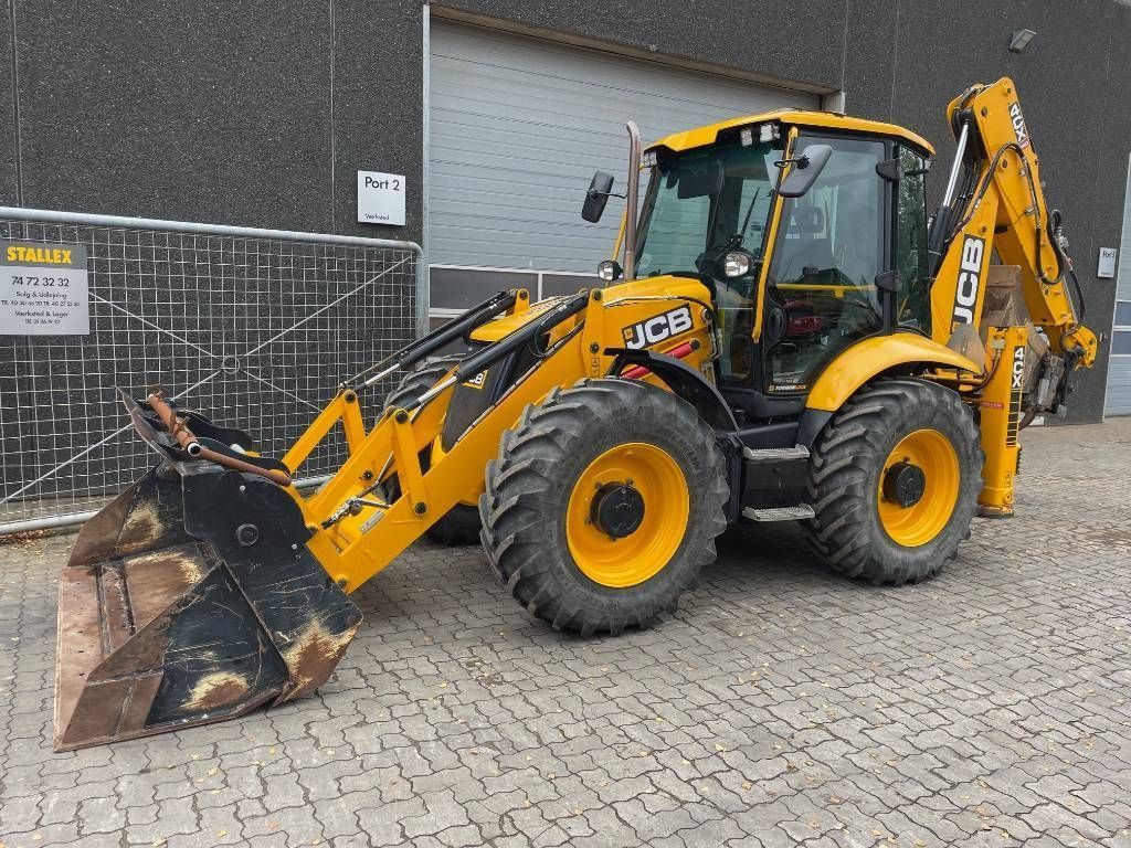 JCB 4CX Pro Retroexcavadora