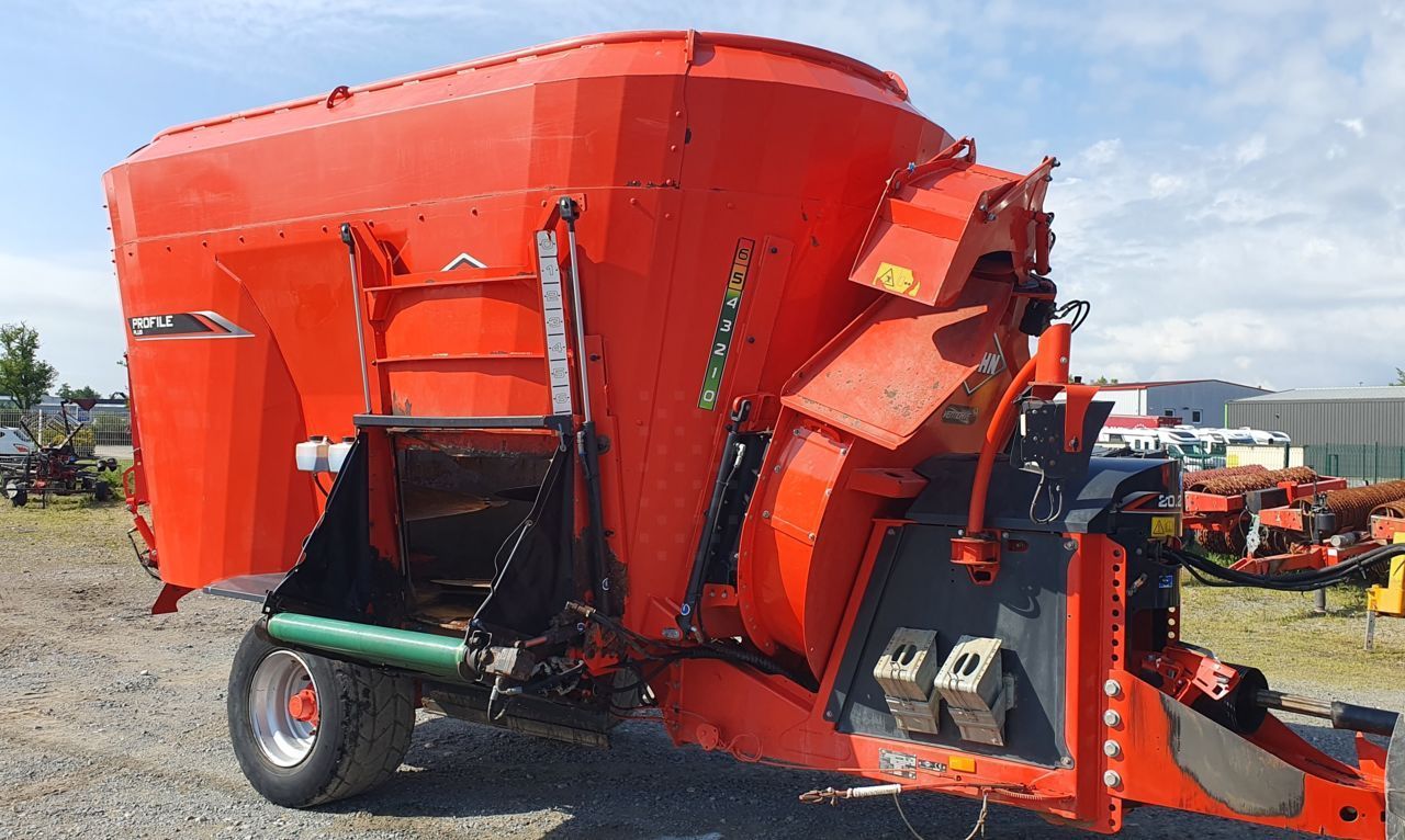 E-FARM: Kuhn Profile Plus 20.2 DS - Futtermischwagen - id 124JJSY - 29.000 € - Baujahr: 2018 - Frankreich