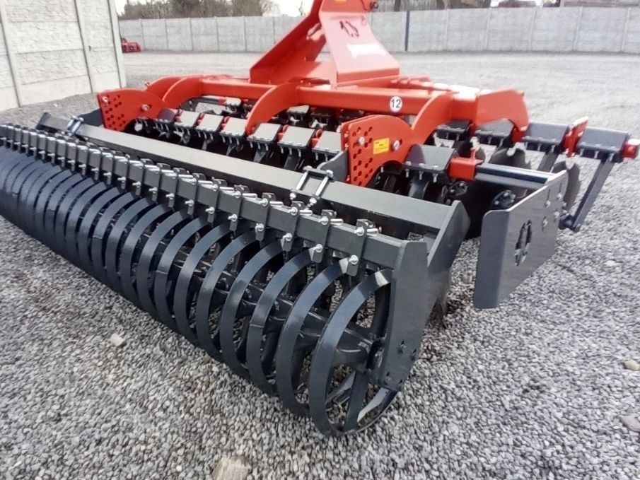 E-FARM: janpol - Kultywator - id 4GIQ7NP - 6300 € - Rok produkcji: 2023 - Włochy