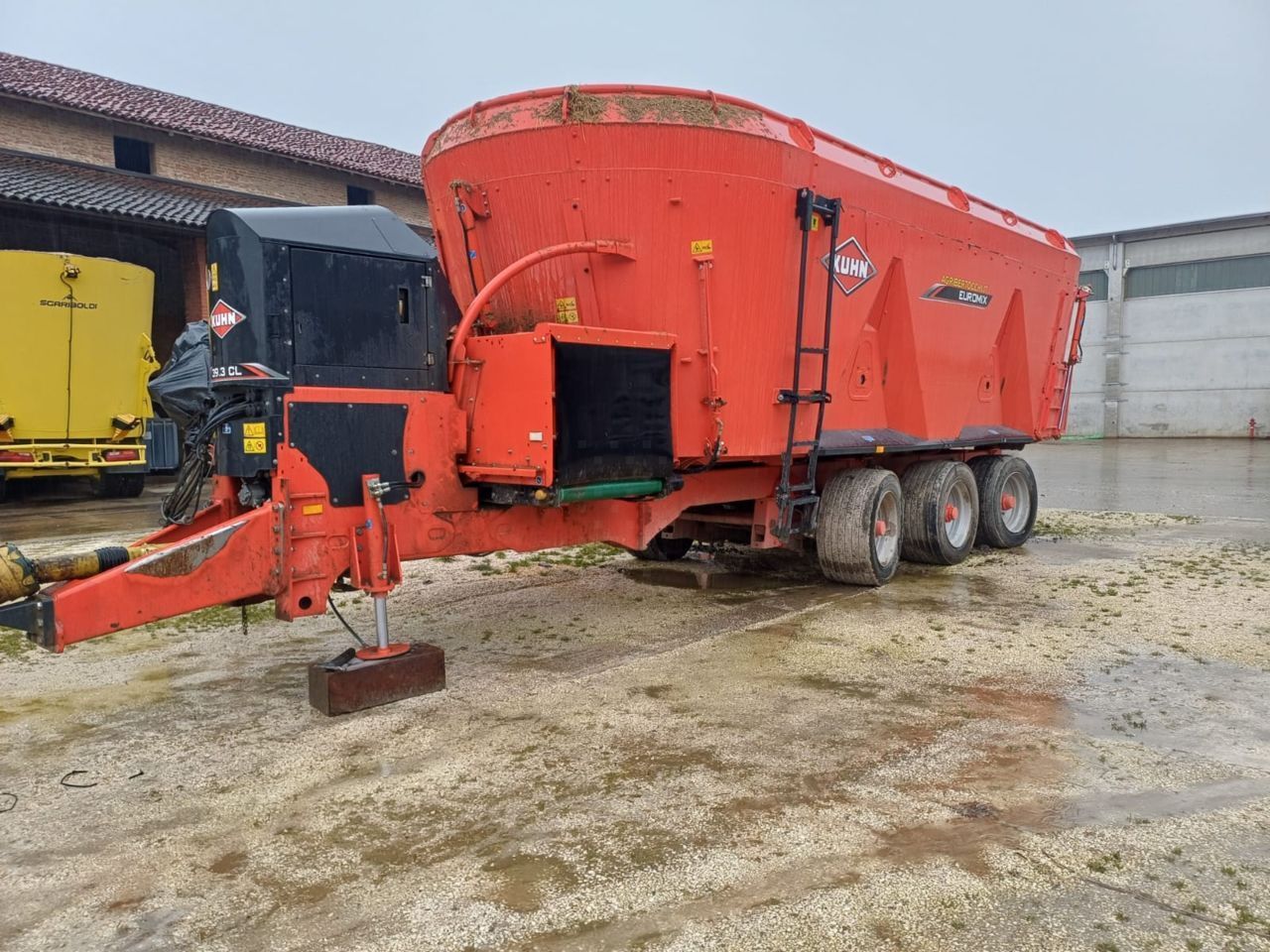 Kuhn Euromix 39.3 CL Mixer feeder €45,000
