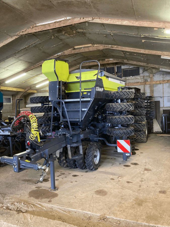 E-FARM: Sky semoir maxidrill - Direktsaatmaschine - id BLU9DVI - 75.000 € - Baujahr: 2023 - Frankreich